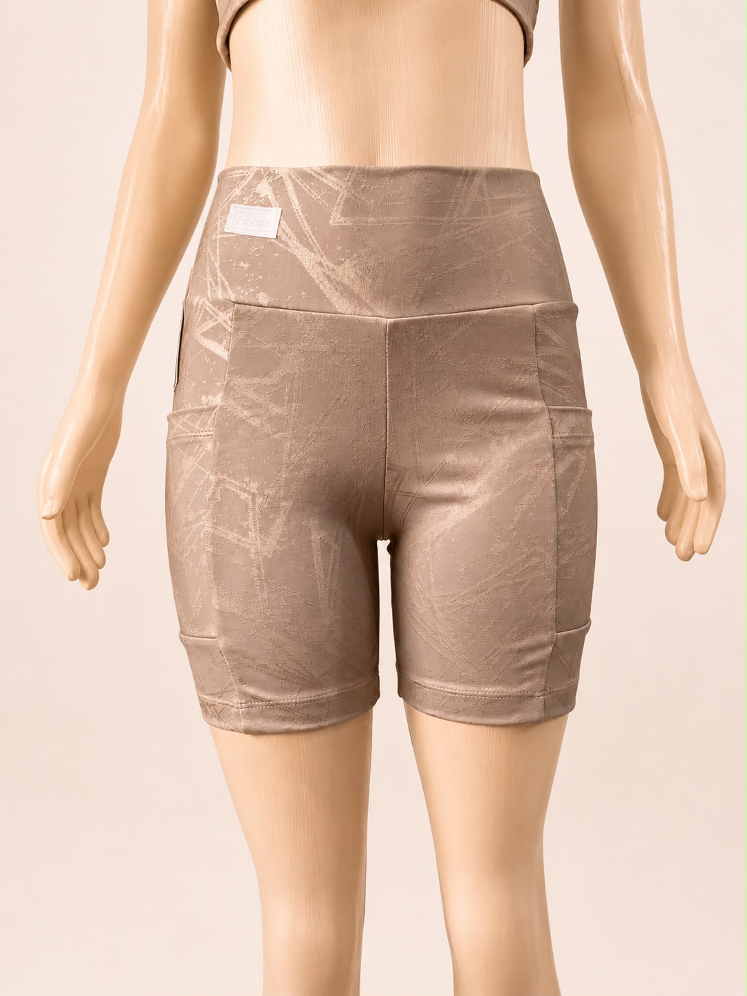 Short com Bolsos da Fitmora na cor Areia